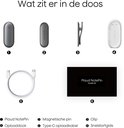 Inhoud van de doos: Plaude NotePin, magnetische pin, clip, oplaaddock, type-C oplaadkabel, snelstartgids.