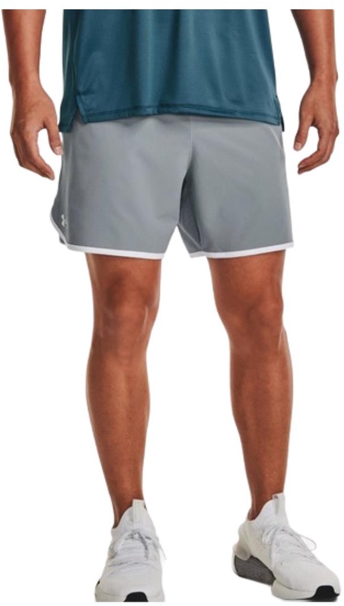 UNDER ARMOUR shorts Mannen S/M