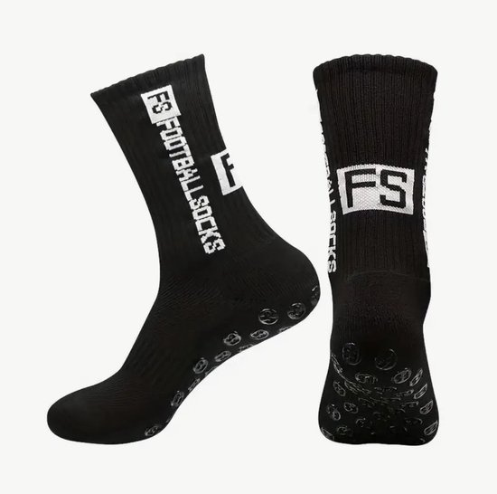 Chaussette de sport noire avec inscription blanche 'FS FOOTBALL SOCKS' et picots antidérapants sous la semelle, vue de face et de dos.