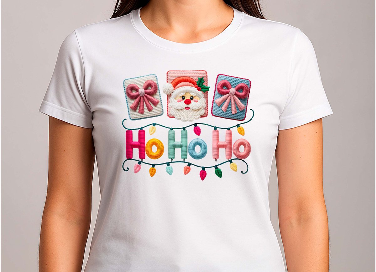 HO HO HO Jolly Snuggle - T Shirt - CuteChristmas - MerryAndCute - ChristmasCutie - CozyChristmas - SchattigeKerst - LieveKerst - KerstKnuffels - Gift - Cadeau