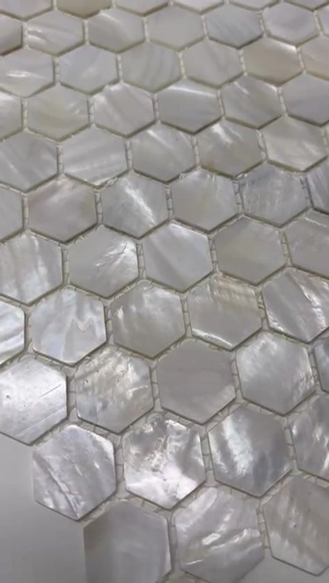 Mozaiëk Oyster Pearl Shell White hexagon 23mm - op matje 300x300x2mm - verkoop per stuk 0.09M2