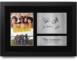 Ingelijste gesigneerde foto van The Goonies - A4 wanddecoratie voor filmfans