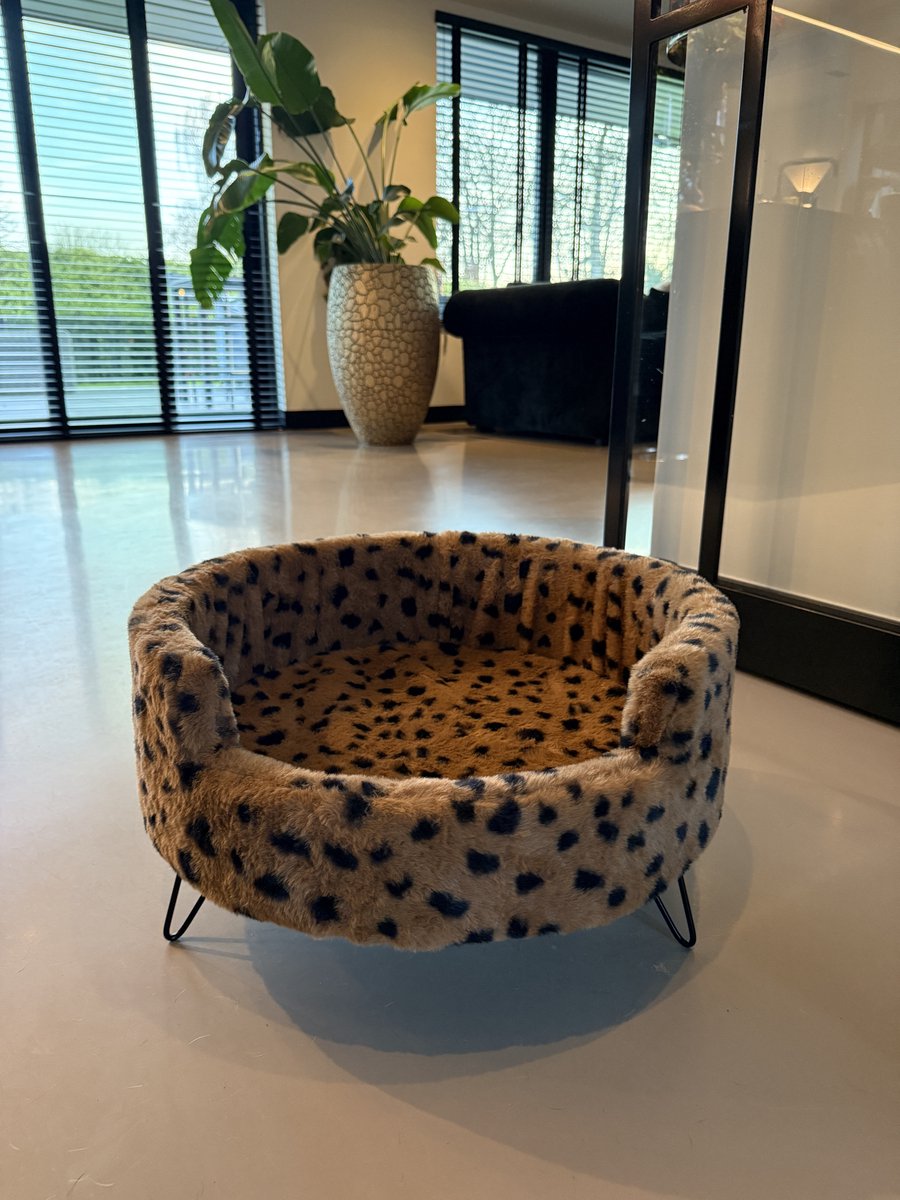 The Dog Label - hondenbank - huisdierenbank – hondenmand - 50cm – op pootjes - fluffy - leopard - bruin