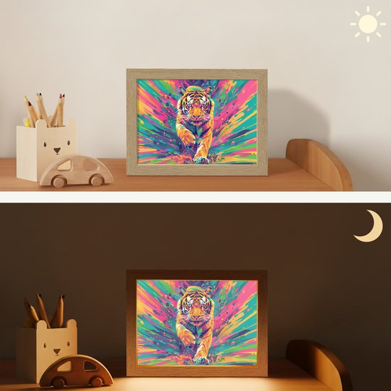 Nachtlampje 20x15 cm - Kinder lampje - Tijger - Wilde dieren - Kleurrijk - Verflook - Tafellamp kinderkamer - Slaapkamer lamp - Bedlamp kinderen - Kinderlampje stopcontact - Wandlamp babykamer - Nachtlampjes van OnlyWow — afbeelding 4