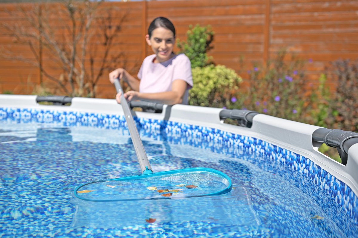 Bestway AquaSurge kit d'entretien avec aspirateur et skimmer