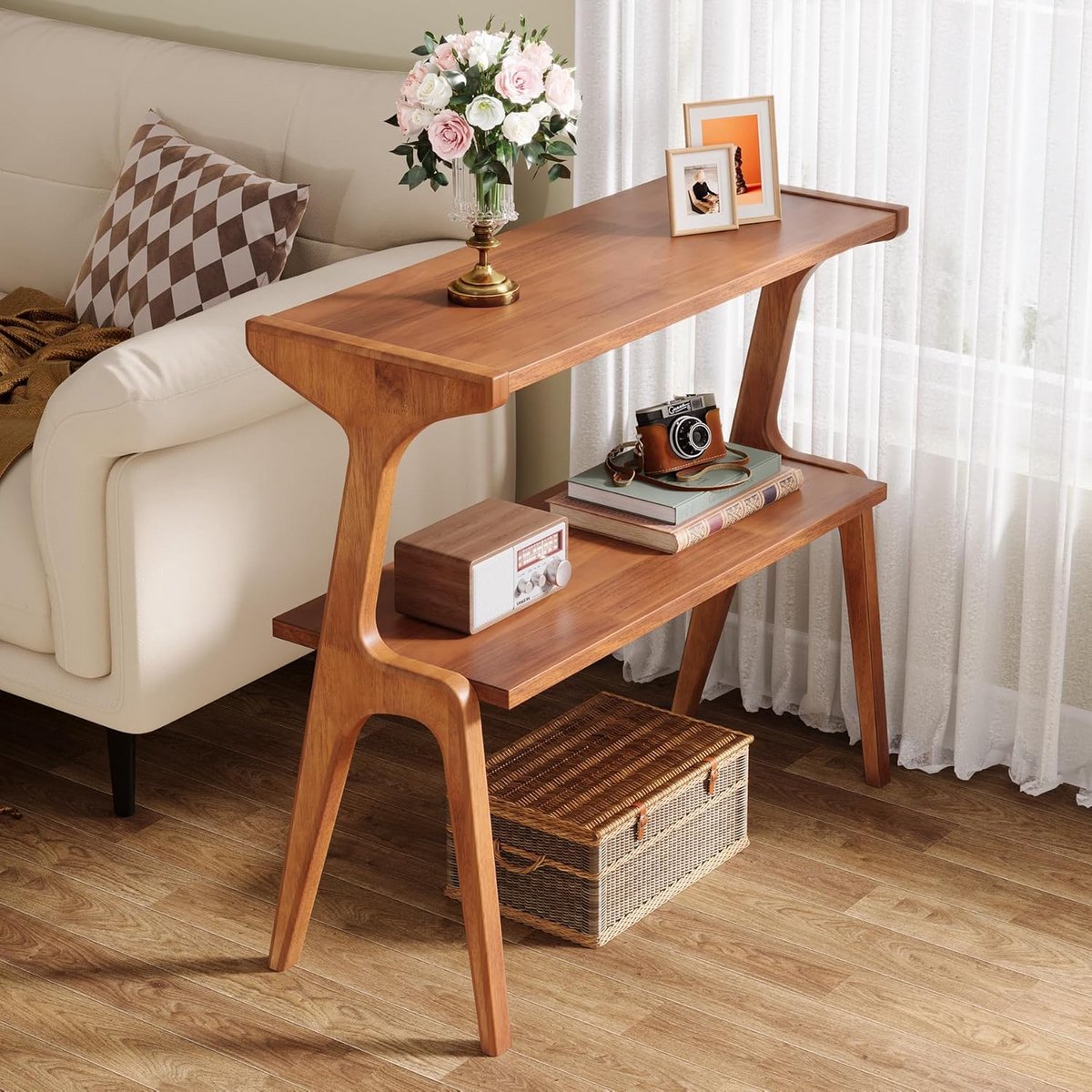 Massieve houten bijzettafel met 2 planken, smal en hoog, modern ontwerp, ideaal als nachtkastje of bijzettafel