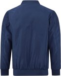 Achterkant van een donkerblauwe bomberjas met ritssluiting.