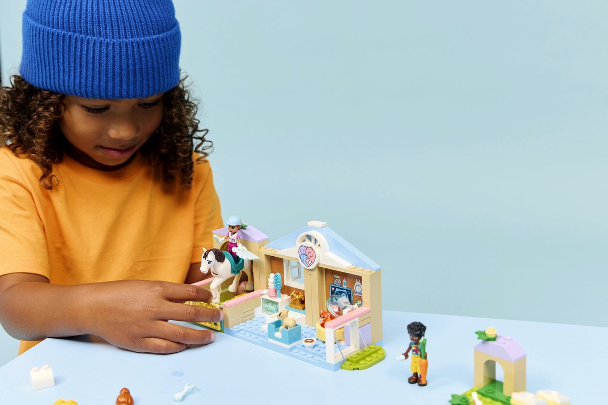 LEGO Friends 42696 - Huisdierenkliniek — afbeelding 12