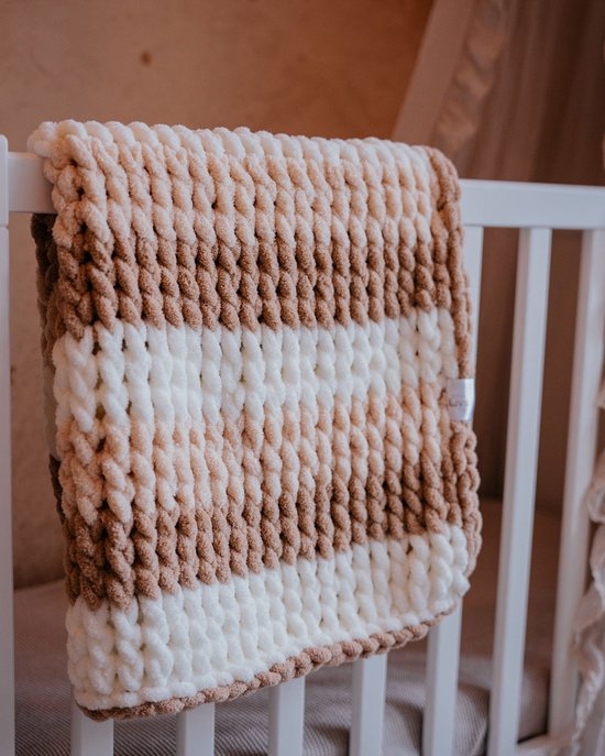 Little Livo Couverture bébé crochetée à la main – Couverture enfant douce – Motif rayé – 75 x 75 cm – 100% Microfibre