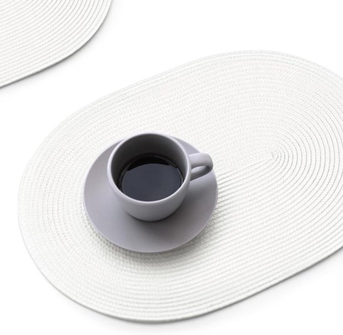 Vier ovale placemats - placemats -Melkvitte