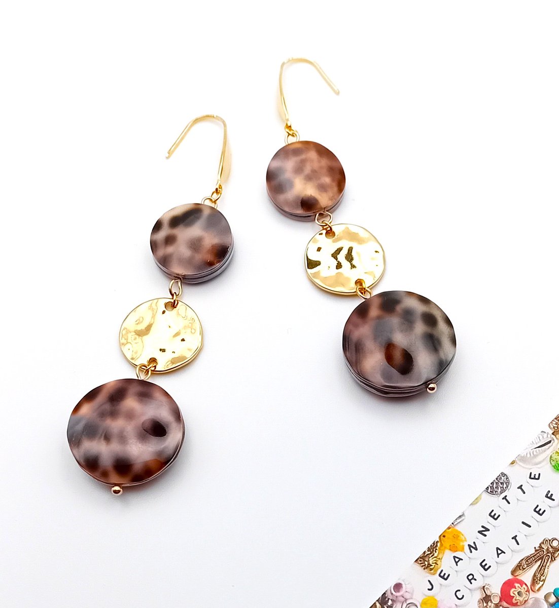 Jeannette-Creatief® - IBIZA Beach - Kauri Tijger Schelp - Oorhangers - Schelpen -Ibiza - Oorbellen met Schelpen - Dames Oorbellen - Oorbellen - Oorbellen met schelpen - Tijgerschelp - IBIZA Chic – Boho Chic – Mermaidcore - Ibiza Style