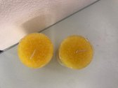 Twee gele geurkaarsen - Lemon