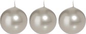 3x Zilveren bolkaarsen 8 cm 25 branduren - Ronde geurloze kaarsen - Woondecoraties