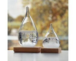 MikaMax Stormglas Large - Donderglas - Barometer - Weerglas - Voorspelt het Weer - Incl. Houten Standaard - ø 10 x 23 cm