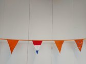 Assorti motief Oranje Vlaggetjes - Oranje vlaggenlijn - EK accessoires - Oranje versiering - EK 2021 - EK voetbal - 8,6 meter