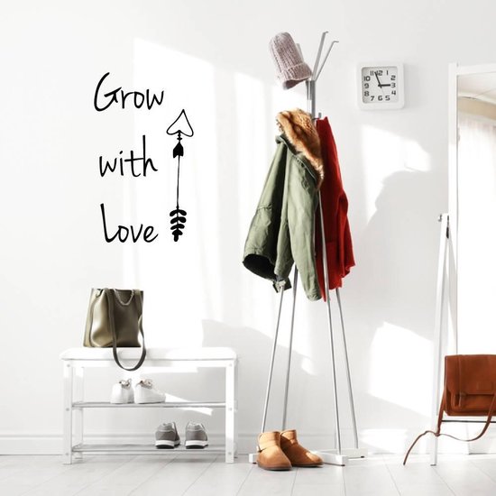 Muursticker Grow With Love Pijl - Geel - 60 x 103 cm - engelse teksten slaapkamer woonkamer baby en kinderkamer