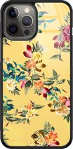 iPhone 12 Pro Max hoesje glass - Bloemen geel flowers | Apple iPhone 12 Pro Max  case | Hardcase backcover zwart