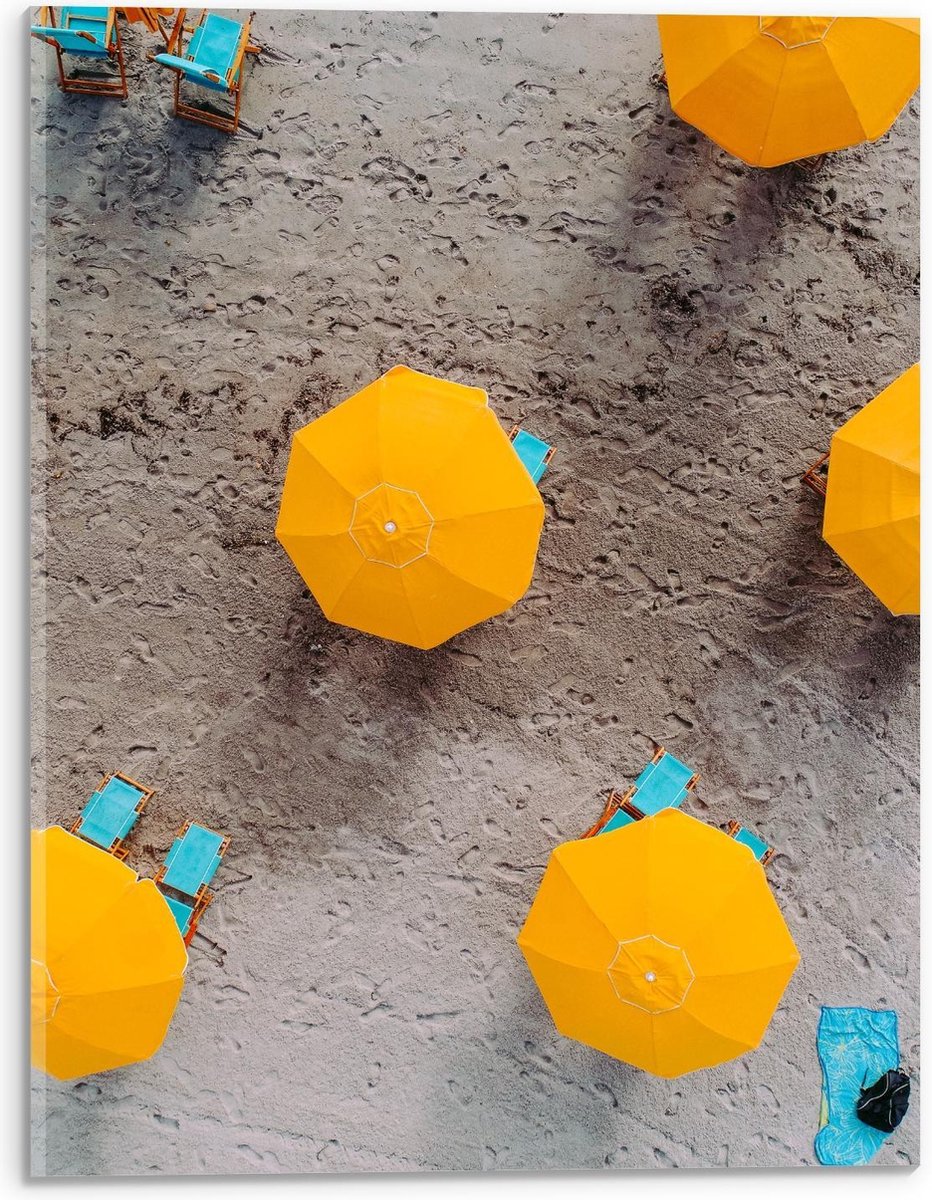 Acrylglas - Gele Parasols met Ligbedden - 30x40cm Foto op Acrylglas (Met Ophangsysteem)