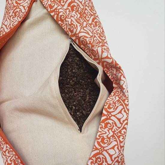 Om Namaste Bolster Design Oranje Yogabolster - Gevuld met Boekweitkaf van Om Namaste — afbeelding 2