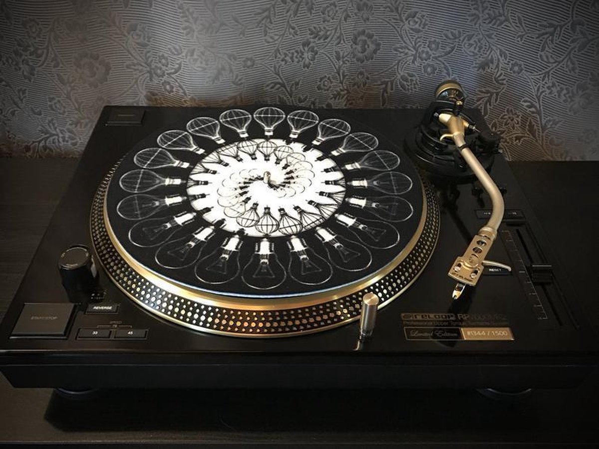 TRAVELING LIGHT 1 Felt Zoetrope Turntable Slipmat Glow in the Dark 12