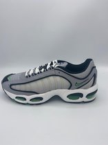 AIR MAX TAILWIND IV