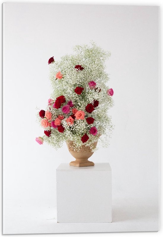 Acrylglas - Bloemenplant op Witte Pilaar - 40x60cm Foto op Acrylglas (Wanddecoratie op Acrylglas)