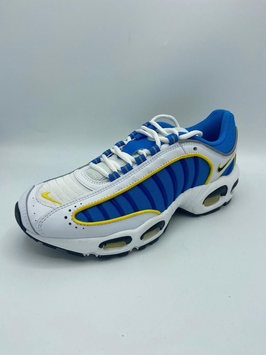 Nike AIR MAX TAILWIND IV