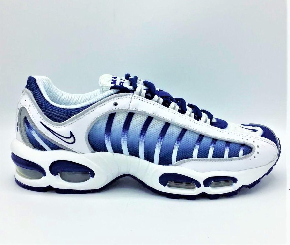 bol.com | Nike Air Max Tailwind IV - White/Deep Royal Blue - Maat 42.5