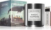 Mise-en-Scène exclusieve Geurkaars Magic Happens  – 300 gram – 50 branduur -(met bijpassende spotify playlist) home perfume - peper -Rhubarb – Berries - Huisgeur - Huisparfum - Cad