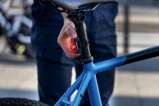 Sigma Aura 60 USB Fietsverlichting Set - 60 Lux + INFINITY USB achterlicht — afbeelding 5