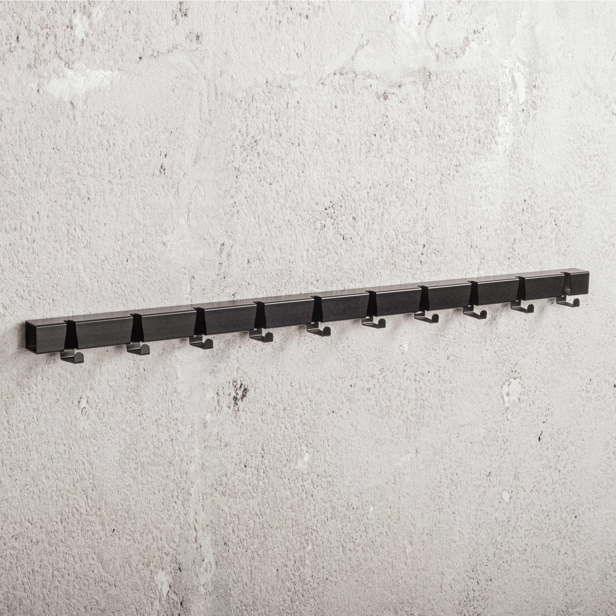Zwarten metalen wandkapstok tien haken 100 cm. Industrieel kapstok uit buis  3D... | bol