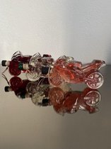 JMP Gifts™ - Exclusieve handgemaakte decoratieve wijnfles in de vorm van een race motor (ROSE) - Fles - Decoratie - Kunst - Sierstuk - luxe cadeau - gift - presentje - uniek glaswerk - access