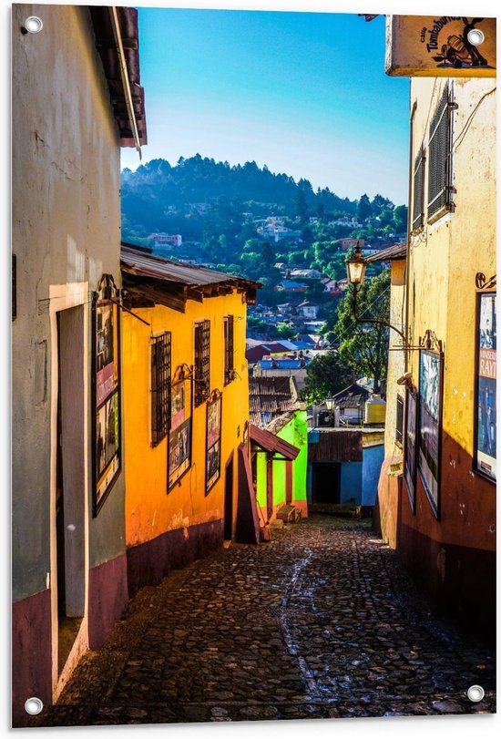 Tuinposter - Straatje richting Bergen - Foto op Tuinposter (wanddecoratie voor buiten en binnen)