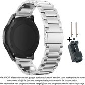 Zilverkleurig Metalen Bandje voor bepaalde 24mm smartwatches van verschillende bekende merken (zie lijst met compatibele modellen in producttekst) - Maat: zie foto – 24 mm silver colored smartwatch strap