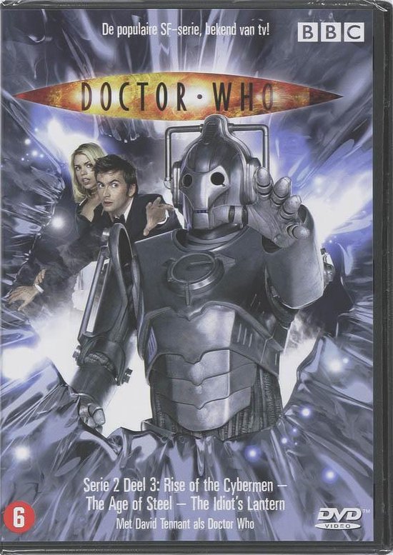 De voorkant van een DVD-hoes met Doctor Who, de Doctor, Rose Tyler en een Cyberman, en tekst in het Nederlands.