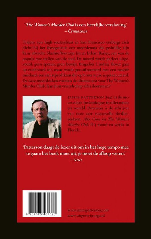 Achterkant van boekcover 'Achtste bekentenis' met tekst en een foto van een man.