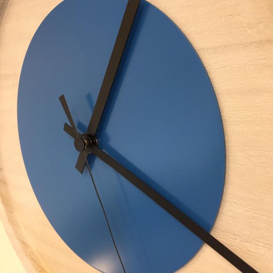 Horloge murale Quinten Design hollandais moderne blanc et bleu