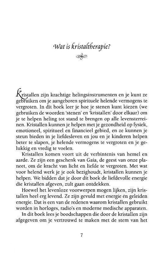 Tekstpagina met titel 'Wat is kristaltherapie?' en paragrafen over de helende kracht van kristallen.