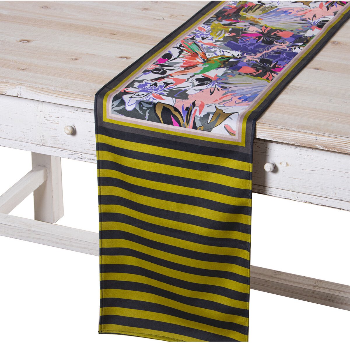 Alexandra House Living Tafelloper Geel Zwart Textiel 180 x 30 cm Fluweel Gebloemd