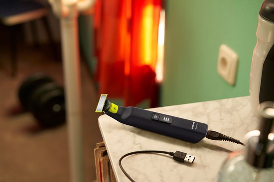 Philips OneBlade Pro 360 Face + Body - Zwart - Trimmer, scheerapparaat en styler in 1 - Mannen - QP6542/15