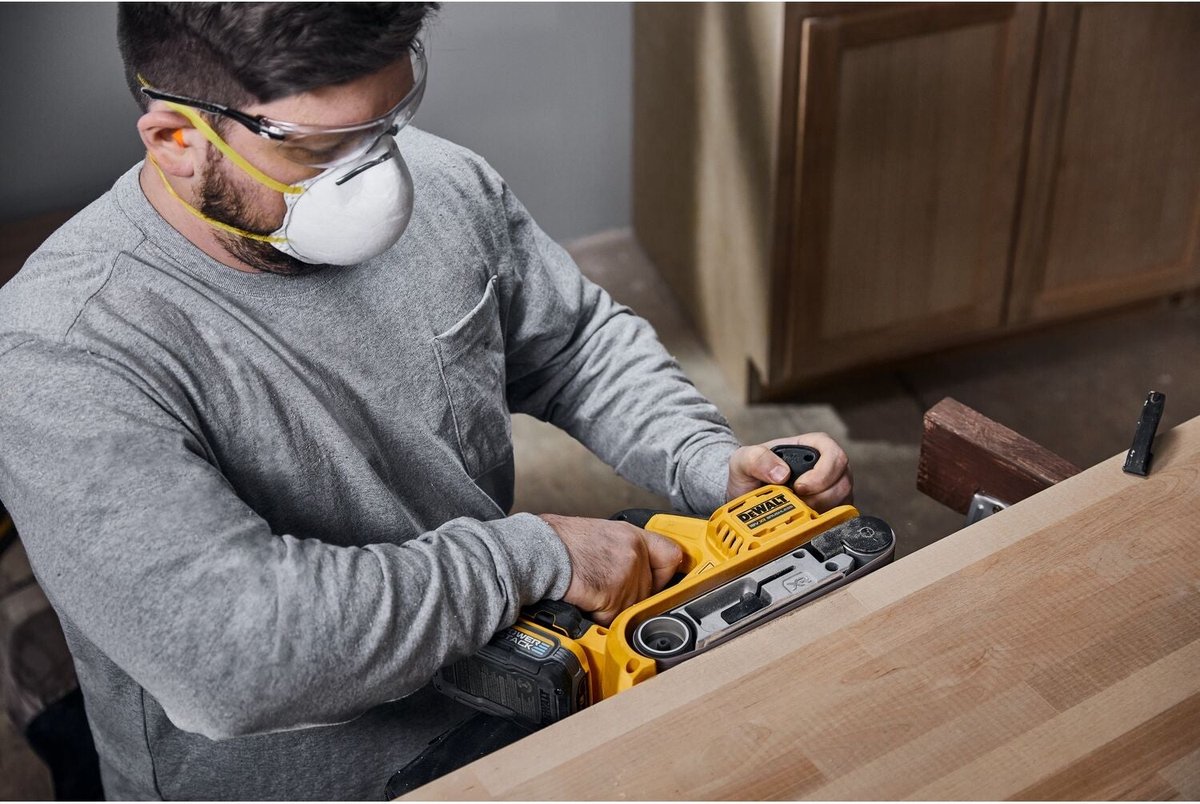 DeWALT DCW220N Accu bandschuurmachine 75x533mm 18V XR Basic Body – foto 5