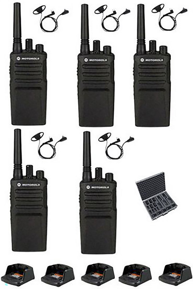 Set van 5 Motorola XT420 UHF IP55 PMR446 met D-shape oortje M1 2-Pins, laders en koffer