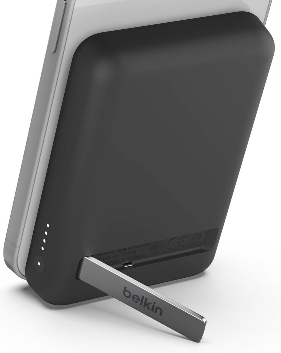 Belkin BPD004 magnetische 5.000mAh-powerbank, draagbare oplader, compatibel met MagSafe,7,5 W output, 10 W input, uitklapbare standaard, compatibel met iPhone 14,13- en 12-serie – Zwart