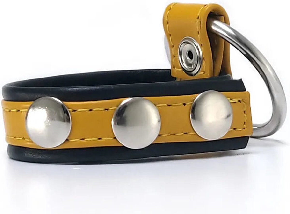 Goedkoopste Black Label - Leren Cockstrap met Metalen Penisring - Zwart/Geel