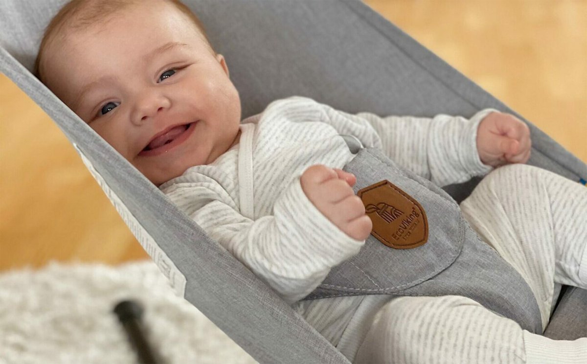 EcoViking Wipstoeltje Baby - Inklapbare Wipper met Speelboog - blauw – foto 4