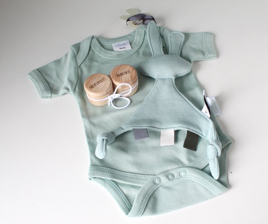 Koffertje 'Stone Green' - kraamcadeau - kraampakket - baby geschenk - zwangerschap - geboorte van KoffeR — afbeelding 2
