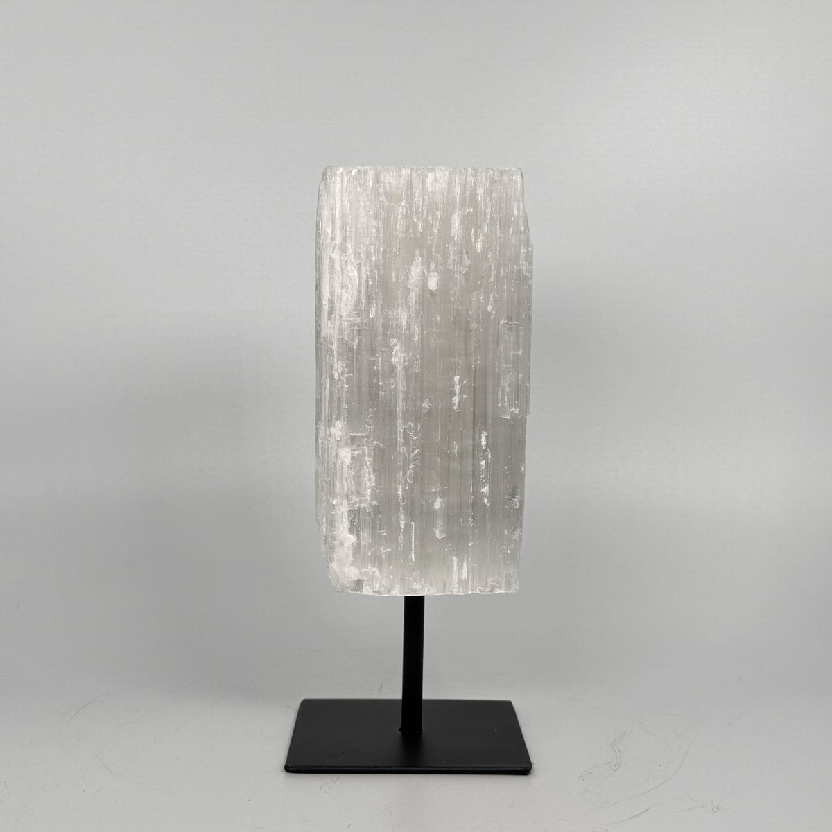 Seleniet - Op Standaard 16 cm - Mineralen en Edelstenen