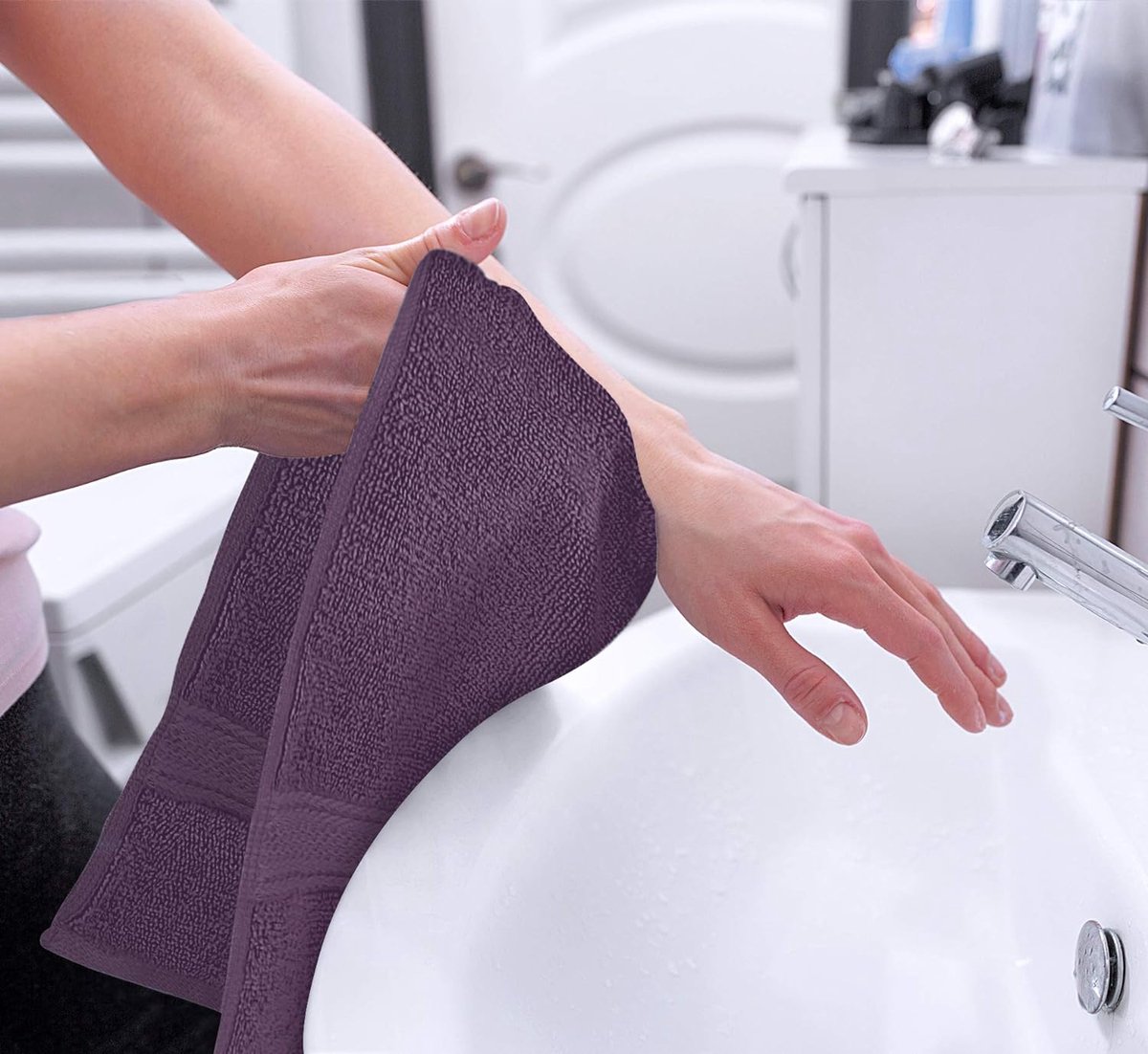 Famanu - Handdoeken - Ringgesponnen Katoen - 6 Set Premium Handdoeken - / 71 x 41 CM / Pruim