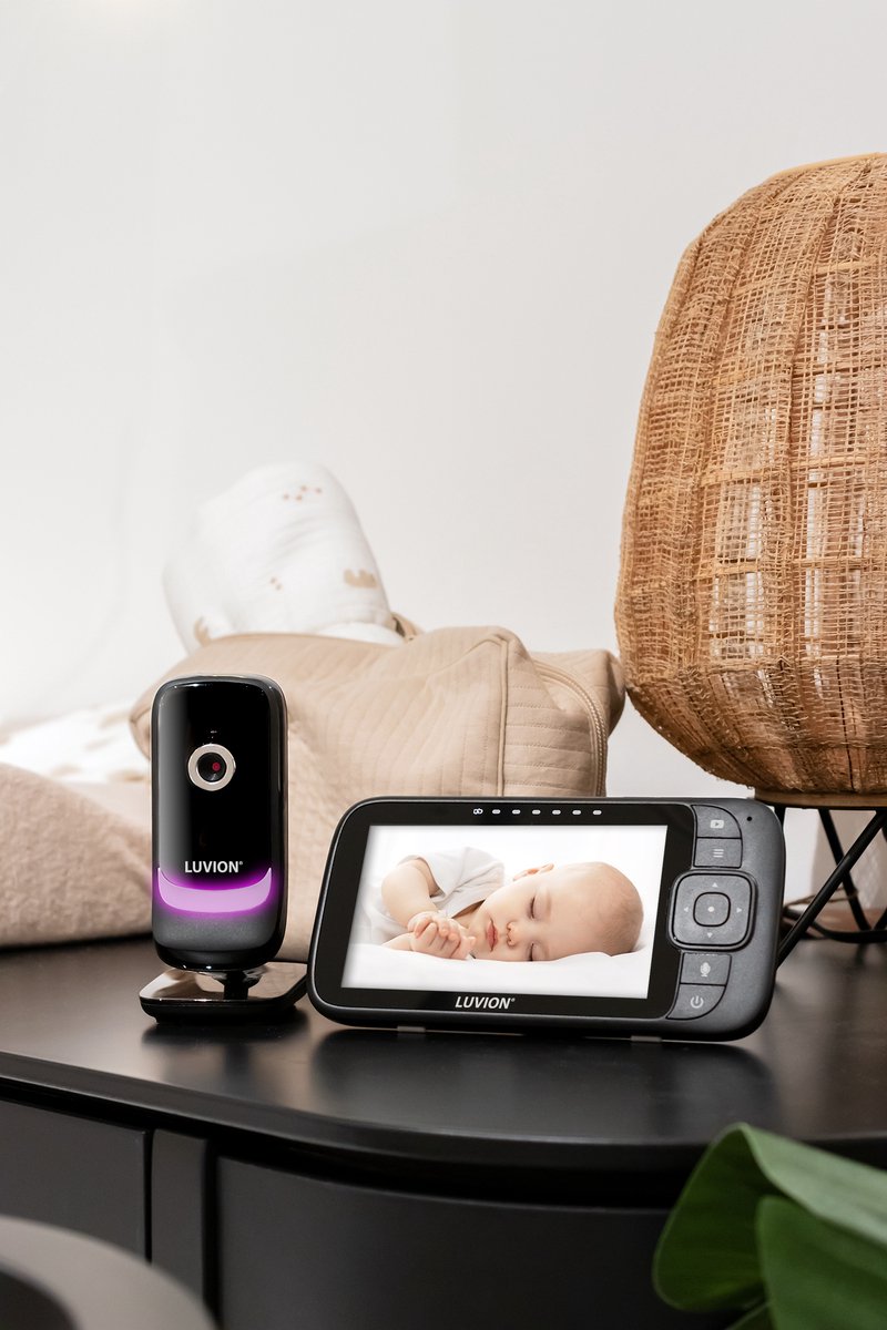 Afbeelding 2 van LUVION® Essential Connect Black - Babyfoon met Camera én App - Uitbreidbaar tot 4 Baby Camera's - Premium HD Wifi Baby Monitor