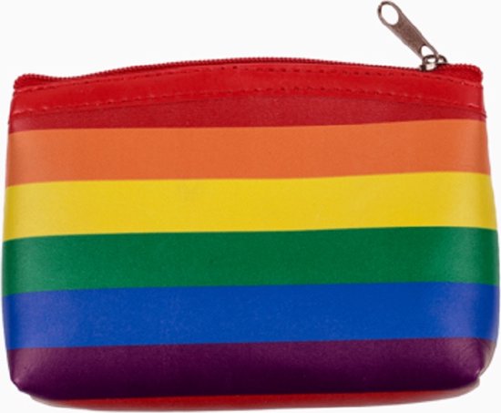 Foto: Gemakkelijk om erbij te hebben deze leuke ritsportemonnee met de kleuren van de regenboog erg handig voor kleingeld bonnetjes of andere spullen een handige portemonnee voor uzelf of als cadeau 